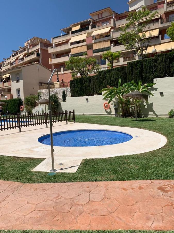 Encantador Piso Con Terraza Y Piscina Apartment Benalmádena Exterior photo